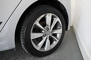 Used 2016 Hyundai I20 Premium Se Silver - Interior and Exterior details 20