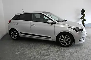 Used 2016 Hyundai I20 Premium Se Silver - Interior and Exterior details 3