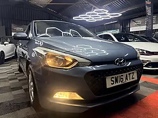 Used 2016 Hyundai I20 Se Blue - Interior and Exterior details 11