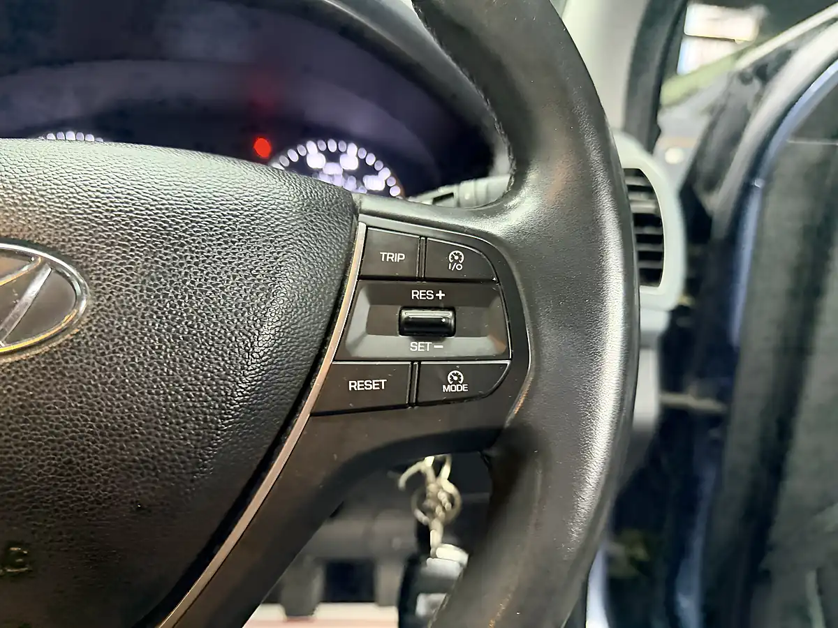 Used 2016 Hyundai I20 Se Blue - Interior and Exterior details 18