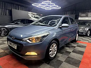 Used 2016 Hyundai I20 Se Blue - Interior and Exterior details 5