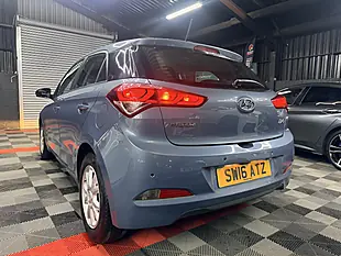 Used 2016 Hyundai I20 Se Blue - Interior and Exterior details 7