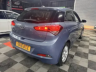 Used 2016 Hyundai I20 Se Blue - Interior and Exterior details 9