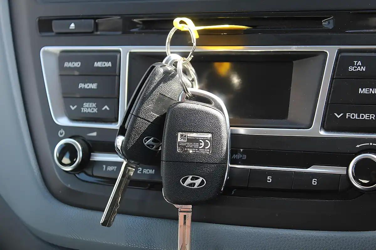 Used 2016 Hyundai i20 Se Blue - Interior and Exterior details 9