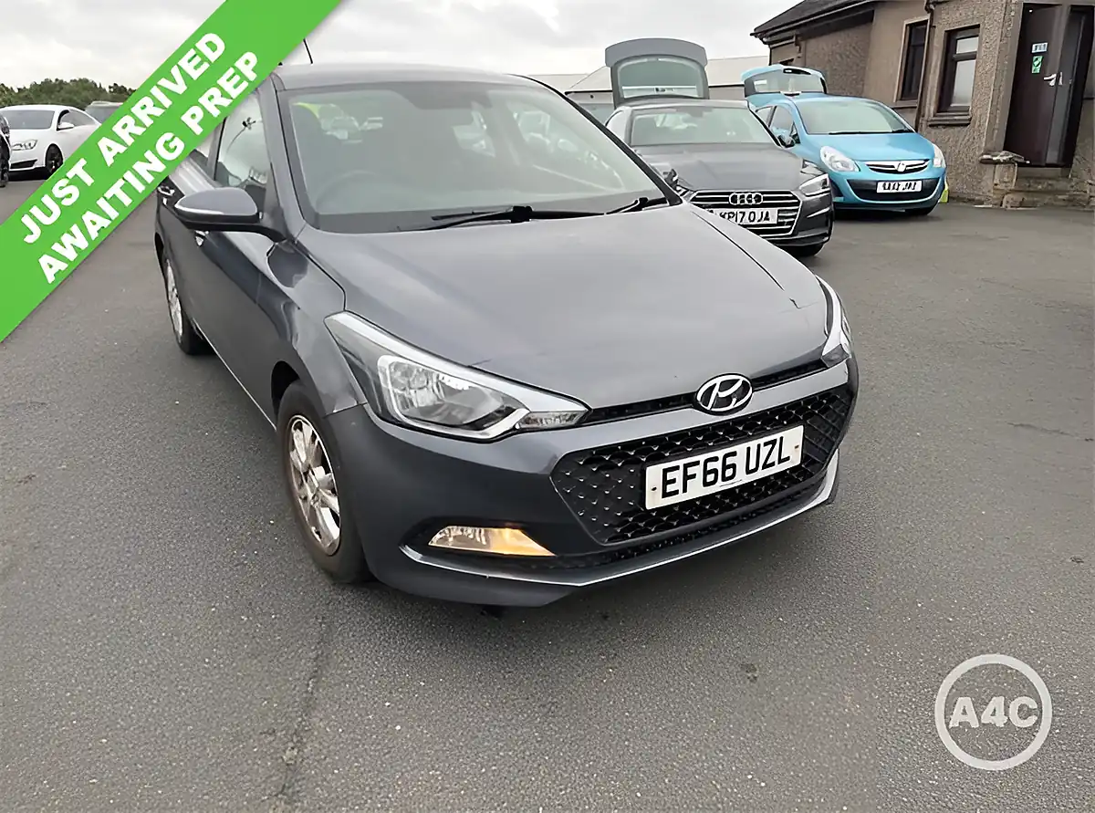 Used 2016 Hyundai I20 Se Grey - Front View
