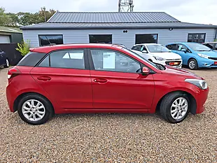 Used 2016 Hyundai I20 Se Red - Interior and Exterior details 20
