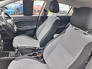 Used 2016 Hyundai I20 Se Red - Interior and Exterior details 7