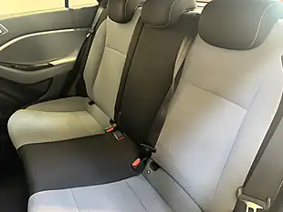 Used 2016 Hyundai I20 Se White - Interior and Exterior details 7
