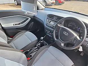 Used 2016 Hyundai I20 Se White - Interior and Exterior details 18