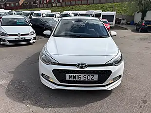 Used 2016 Hyundai i20 Se White - Interior and Exterior details 2