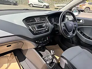 Used 2016 Hyundai i20 Se White - Interior and Exterior details 20