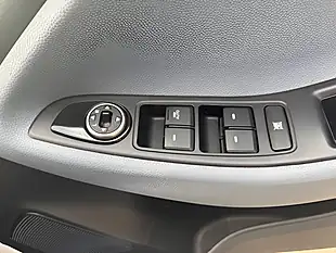 Used 2016 Hyundai i20 Se White - Interior and Exterior details 18