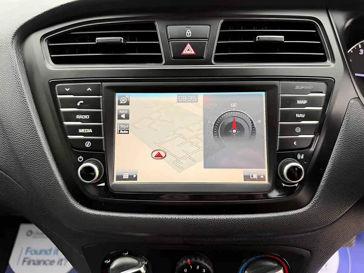 Used 2016 Hyundai I20 Turbo Edition Red - Interior and Exterior details 13