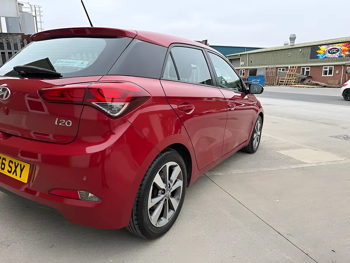 Used 2016 Hyundai I20 Turbo Edition Red - Interior and Exterior details 19