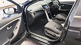 Used 2016 Hyundai I30 Blue Drive Se Black - Interior and Exterior details 7