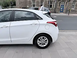 Used 2016 Hyundai I30 Se Blue Drive 5DR White - Interior and Exterior details 13