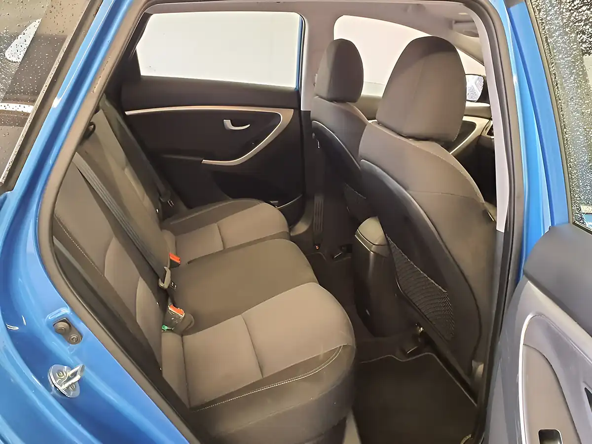 Used 2016 Hyundai i30 Se Edition Ara Blue - Interior and Exterior details 11