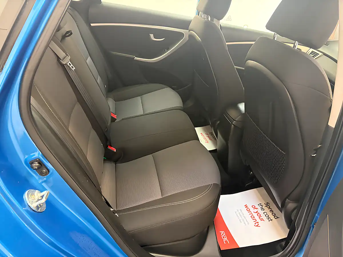 Used 2016 Hyundai i30 Se Nav Blue Drive Blue - Interior and Exterior details 14