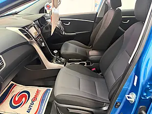 Used 2016 Hyundai i30 Se Nav Blue Drive Blue - Interior and Exterior details 16