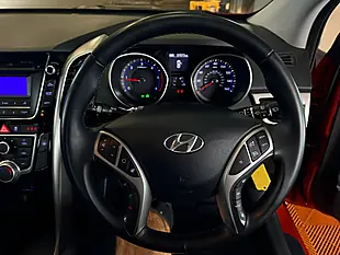 Used 2016 Hyundai I30 Se Red - Interior and Exterior details 13