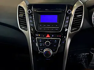 Used 2016 Hyundai I30 Se Red - Interior and Exterior details 15