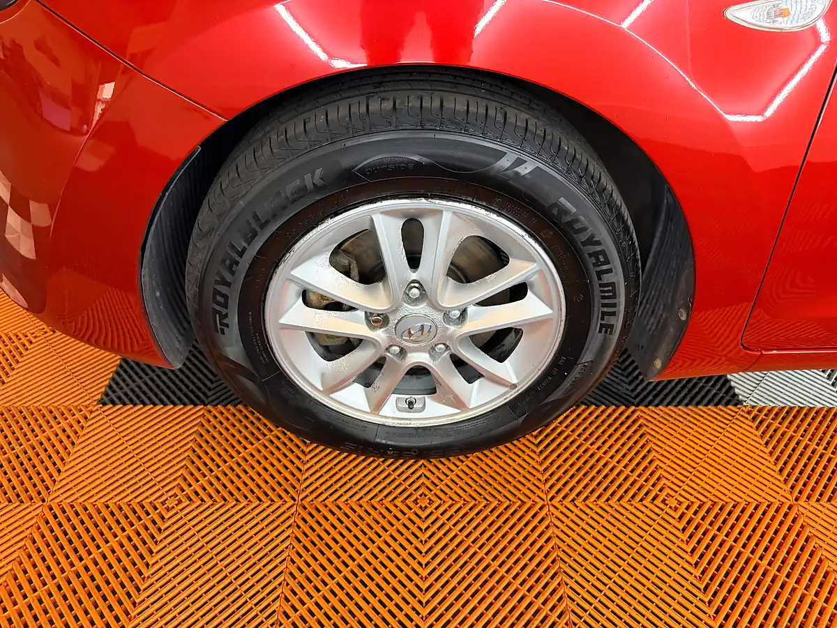 Used 2016 Hyundai I30 Se Red - Interior and Exterior details 19