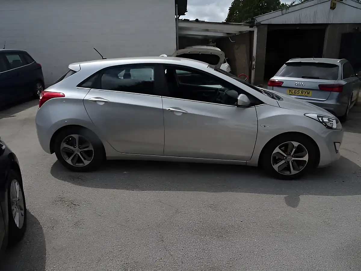 Used 2016 Hyundai I30 Se Silver - Interior and Exterior details 10