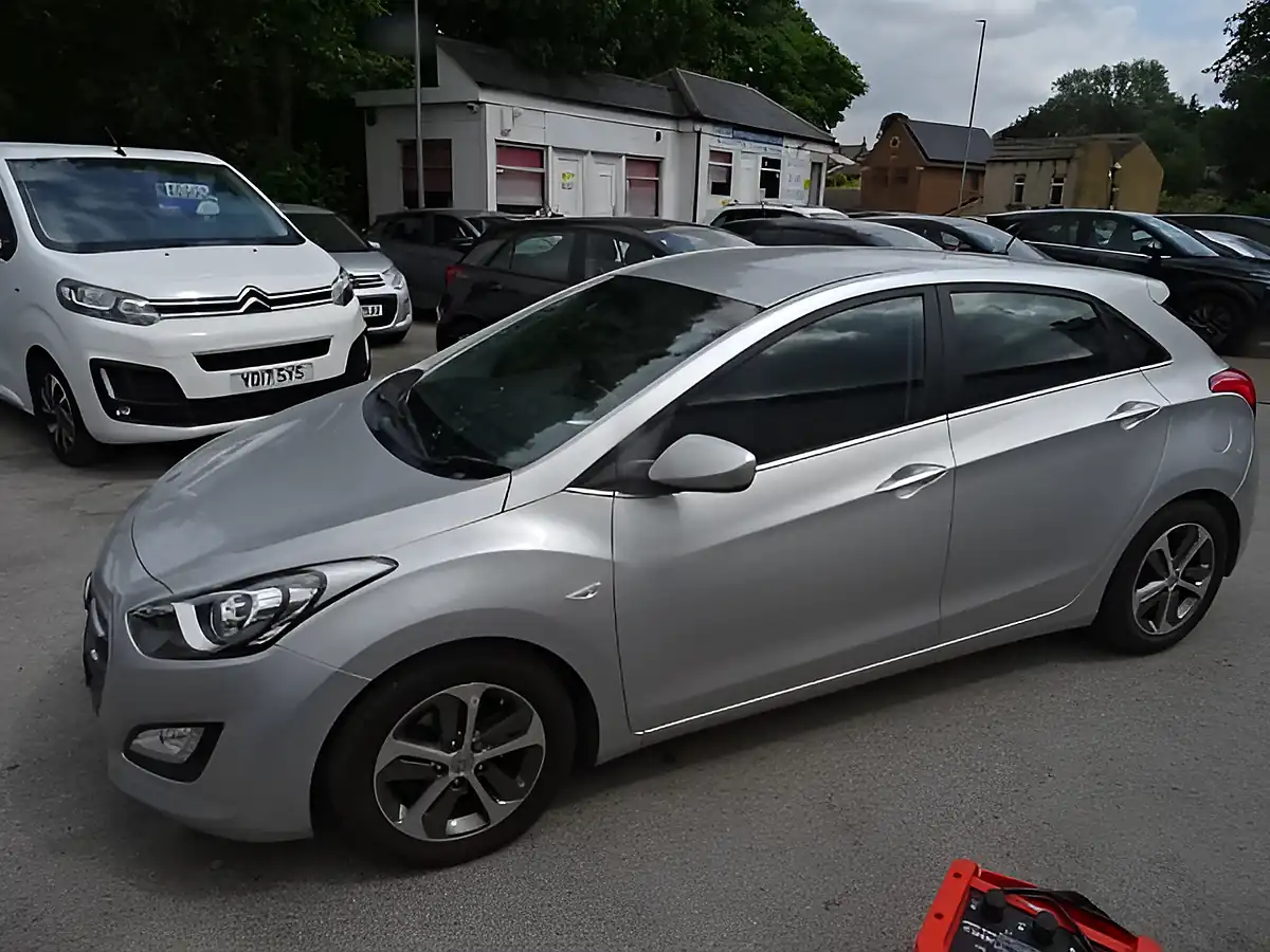 Used 2016 Hyundai I30 Se Silver - Interior and Exterior details 19
