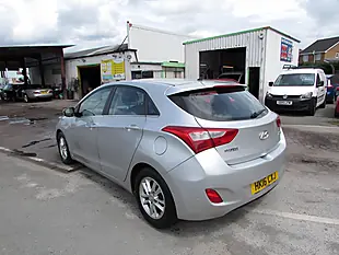 Used 2016 Hyundai i30 Se Silver - Interior and Exterior details 5