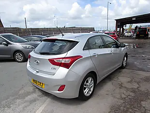 Used 2016 Hyundai i30 Se Silver - Interior and Exterior details 7