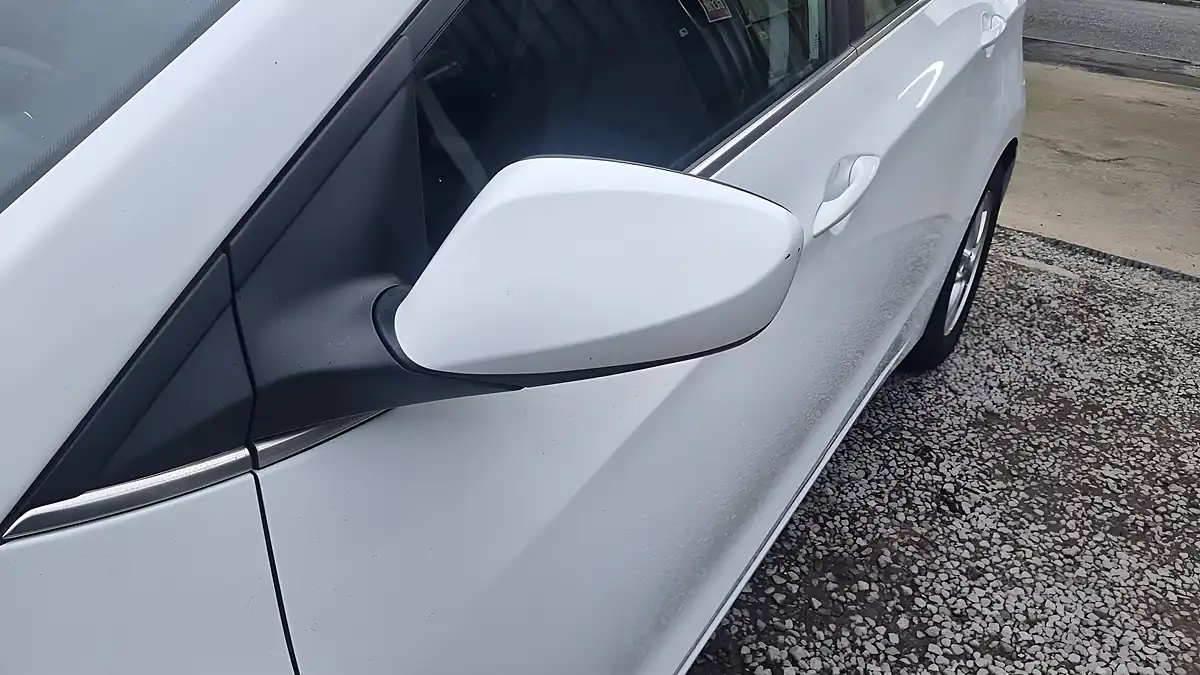 Used 2016 Hyundai I30 Se White - Interior and Exterior details 10