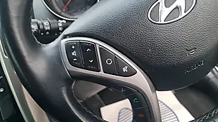 Used 2016 Hyundai I30 Se White - Interior and Exterior details 12