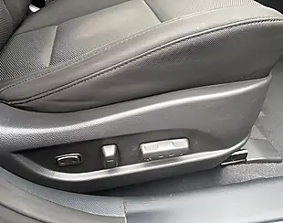 Used 2016 Hyundai i40 Se Nav Titanium Silver - Interior and Exterior details 18