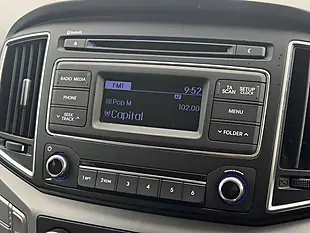 Used 2016 Hyundai i800 Se White - Interior and Exterior details 14