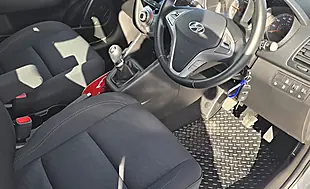 Used 2016 Hyundai iX20 Se Alpine White - Interior and Exterior details 13