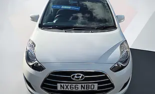 Used 2016 Hyundai iX20 Se Alpine White - Interior and Exterior details 7