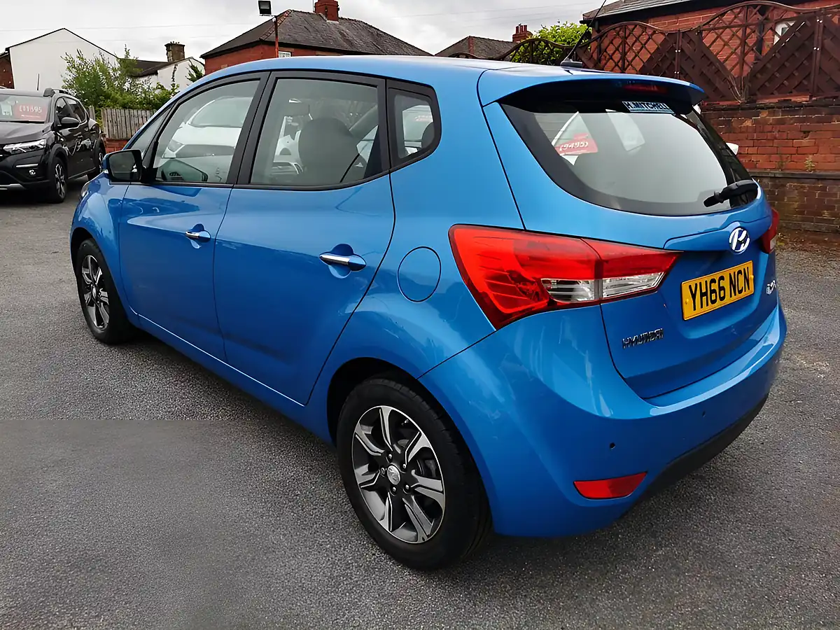 Used 2016 Hyundai Ix20 Se Ara Blue - Interior and Exterior details 4
