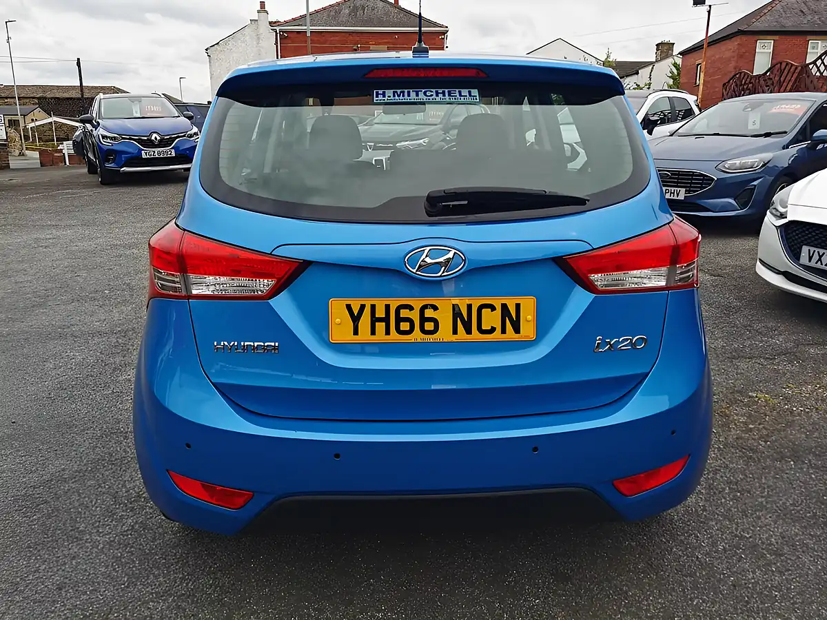 Used 2016 Hyundai Ix20 Se Ara Blue - Interior and Exterior details 5