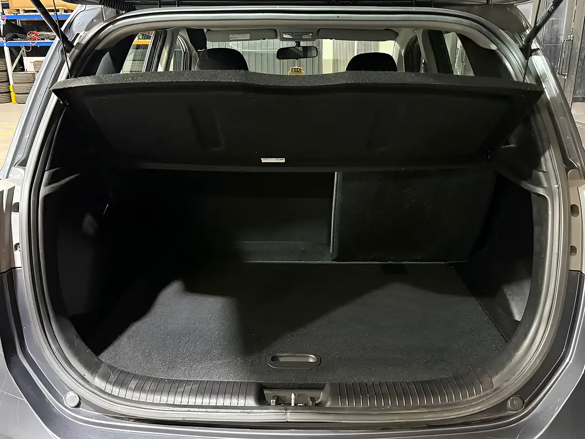Used 2016 Hyundai Ix20 Se Grey - Interior and Exterior details 15