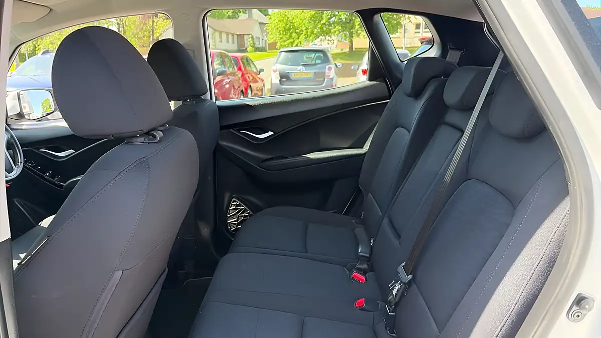 Used 2016 Hyundai Ix20 Se White - Interior and Exterior details 14