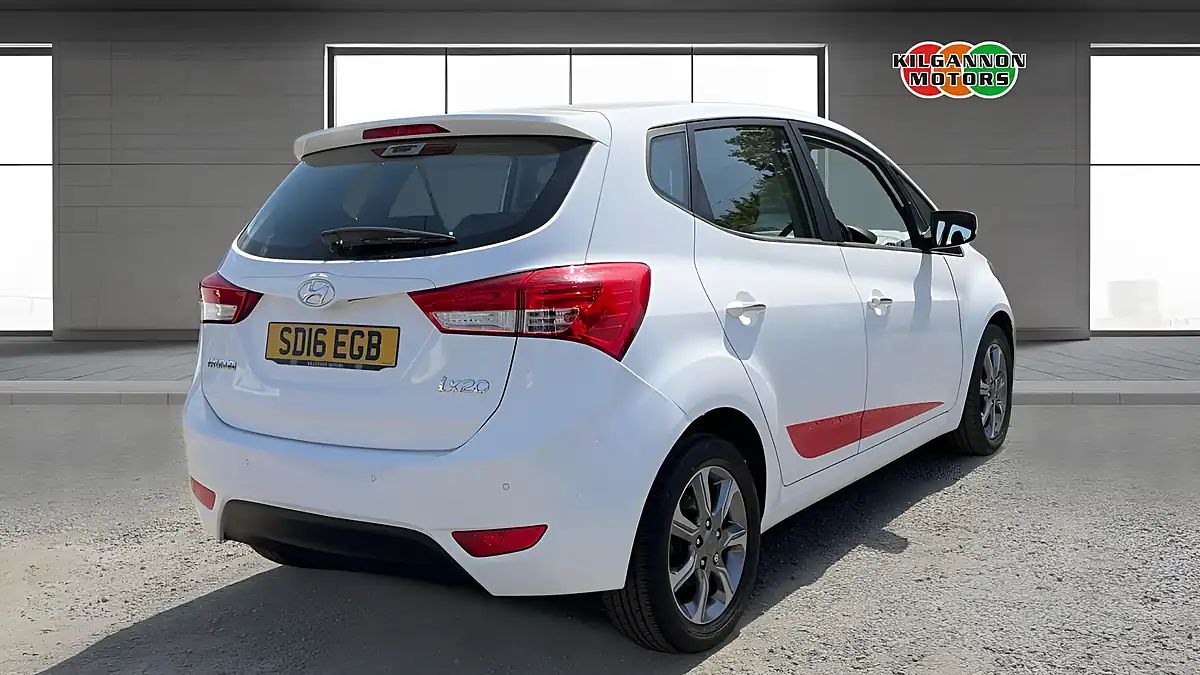 Used 2016 Hyundai Ix20 Se White - Interior and Exterior details 18