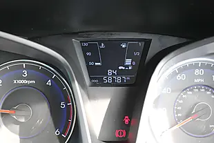 Used 2016 Hyundai ix20 Style White - Interior and Exterior details 13