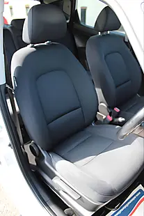 Used 2016 Hyundai ix20 Style White - Interior and Exterior details 18