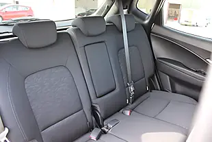 Used 2016 Hyundai ix20 Style White - Interior and Exterior details 20
