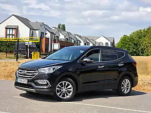 Used 2016 Hyundai Santa Fe Premium Black - Interior and Exterior details 3