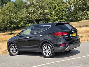 Used 2016 Hyundai Santa Fe Premium Black - Interior and Exterior details 5