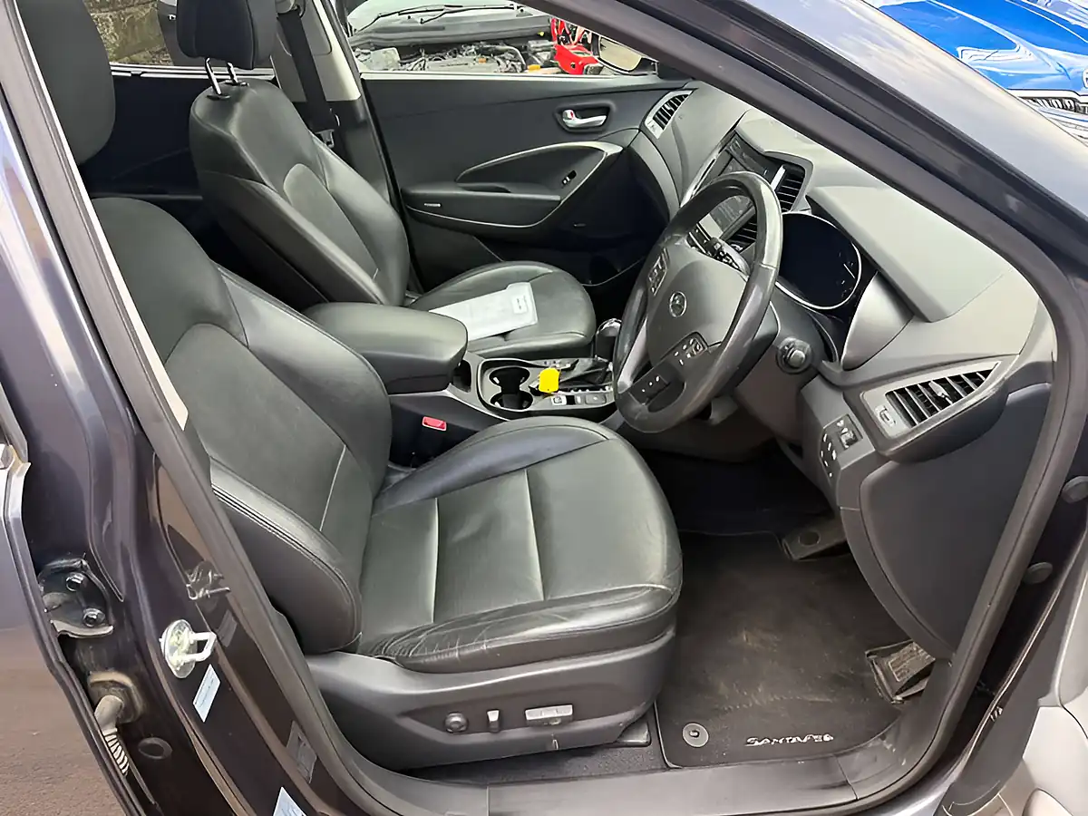 Used 2016 Hyundai Santa Fe Premium Se Ocean View - Interior and Exterior details 14