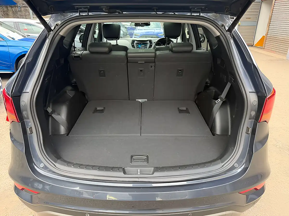 Used 2016 Hyundai Santa Fe Premium Se Ocean View - Interior and Exterior details 20