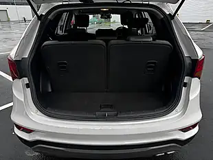 Used 2016 Hyundai Santa Fe Premium White - Interior and Exterior details 10