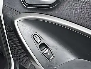 Used 2016 Hyundai Santa Fe Premium White - Interior and Exterior details 14